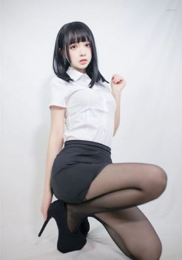 女友的妈妈伦理片_中英字幕1080